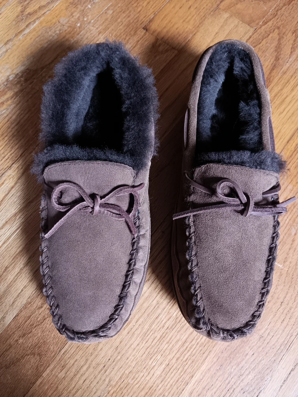 L.L. Bean Men's Wicked Good Chocolate Brown Suede Shearling Slipper Moccasins 9